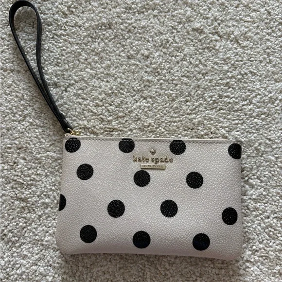 Kate Spade polka dot wristlet wallet - Picture 1 of 4